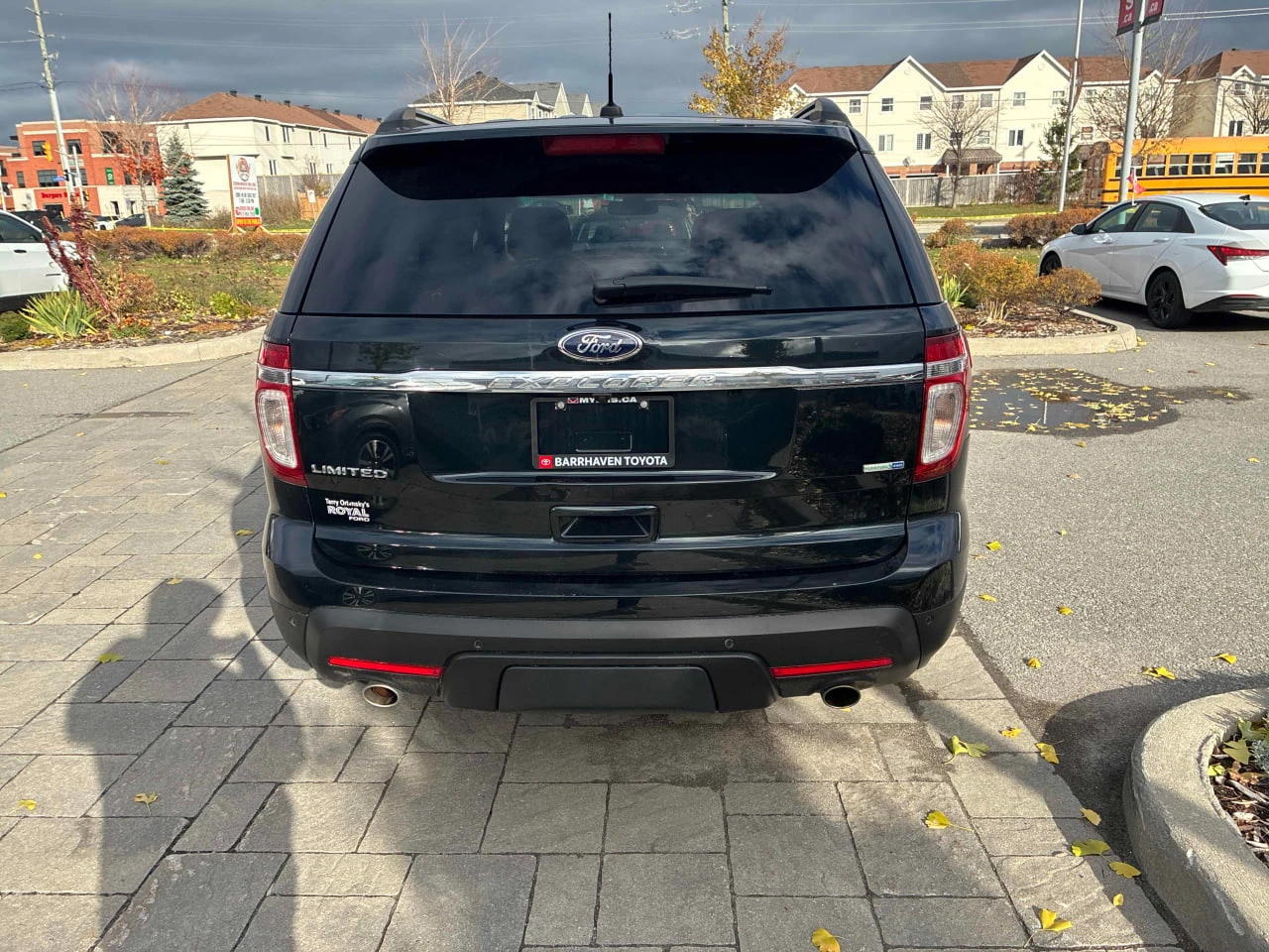 Ford Explorer CARFAX* АВТОФИНАНСИРАНЕ* БЕЗ ПЪРВОНАЧАЛНА ВНОСКА*  - изображение 4