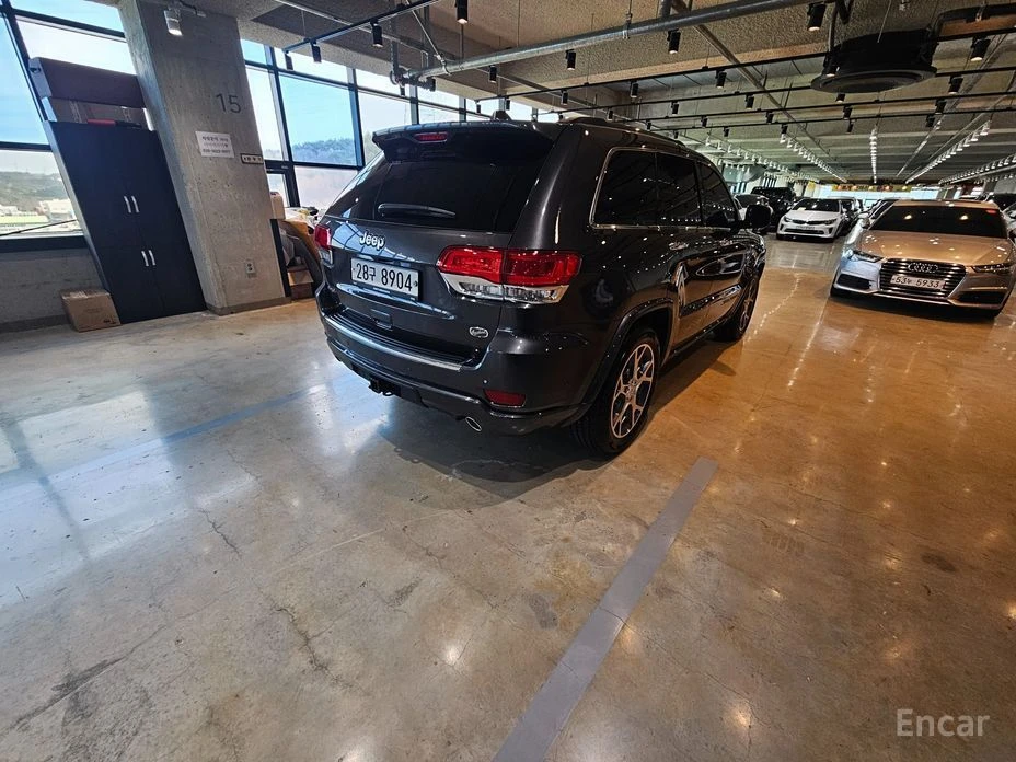 Jeep Grand cherokee, снимка 7 - Автомобили и джипове - 53758432