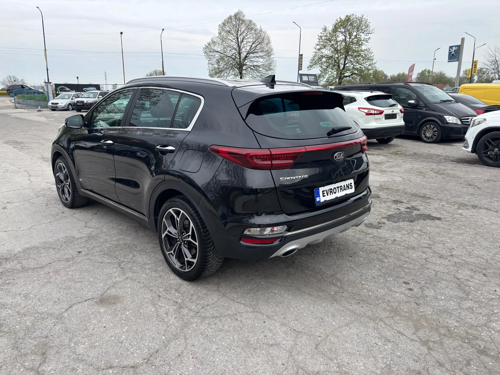 Kia Sportage GT-line 1.6 crdi / 4x4 / Автоматик / Keyles-go, снимка 4 - Автомобили и джипове - 54221398