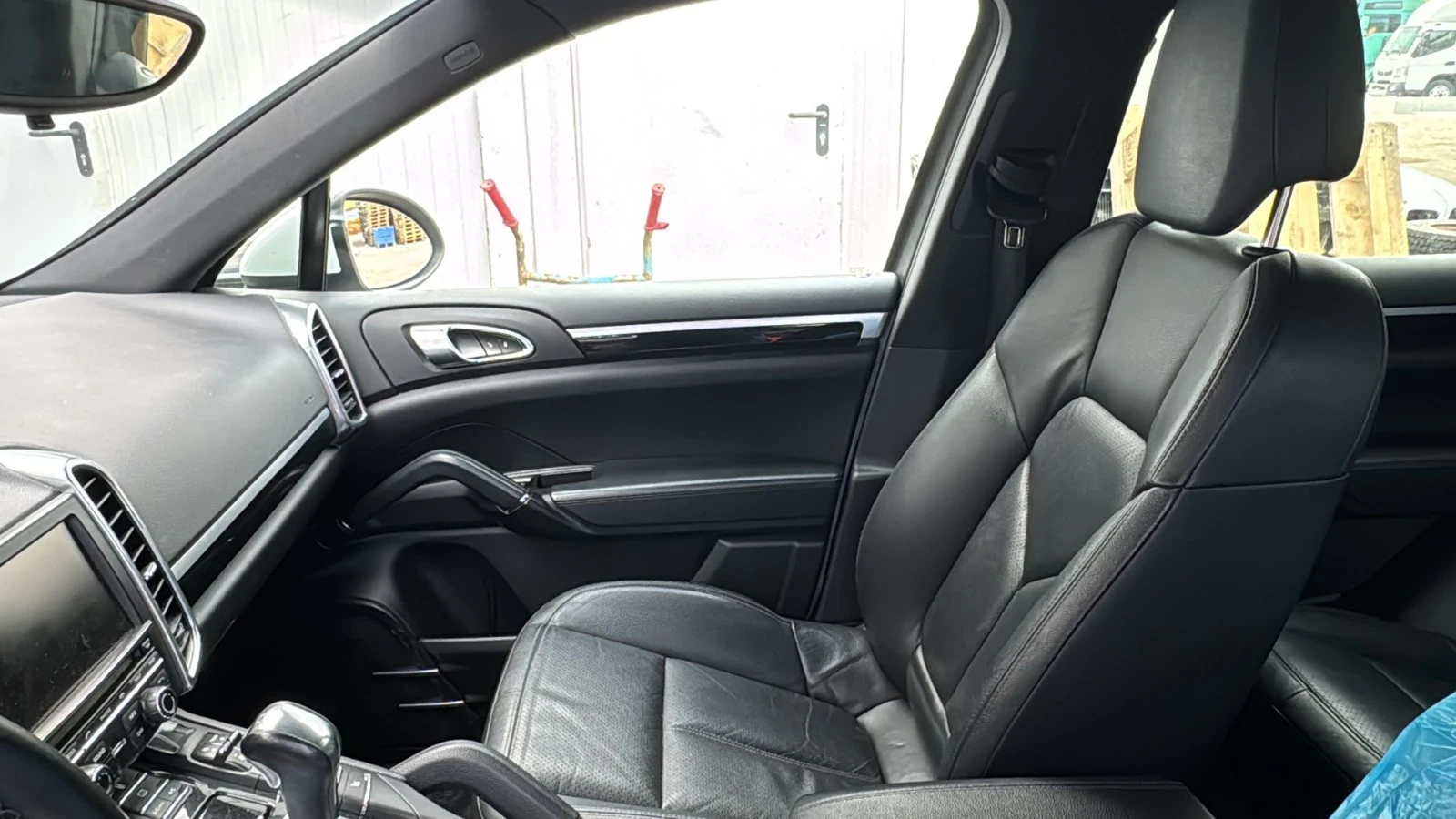 Porsche Cayenne 3.0D* Full* , снимка 8 - Автомобили и джипове - 54237698