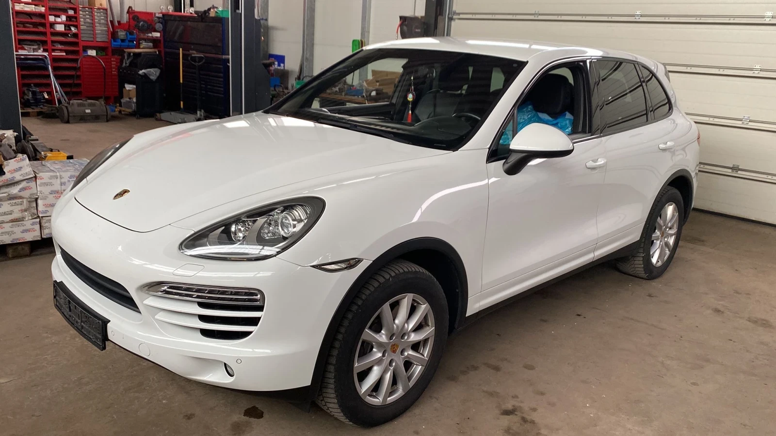 Porsche Cayenne 3.0D* Full* , снимка 2 - Автомобили и джипове - 54237698