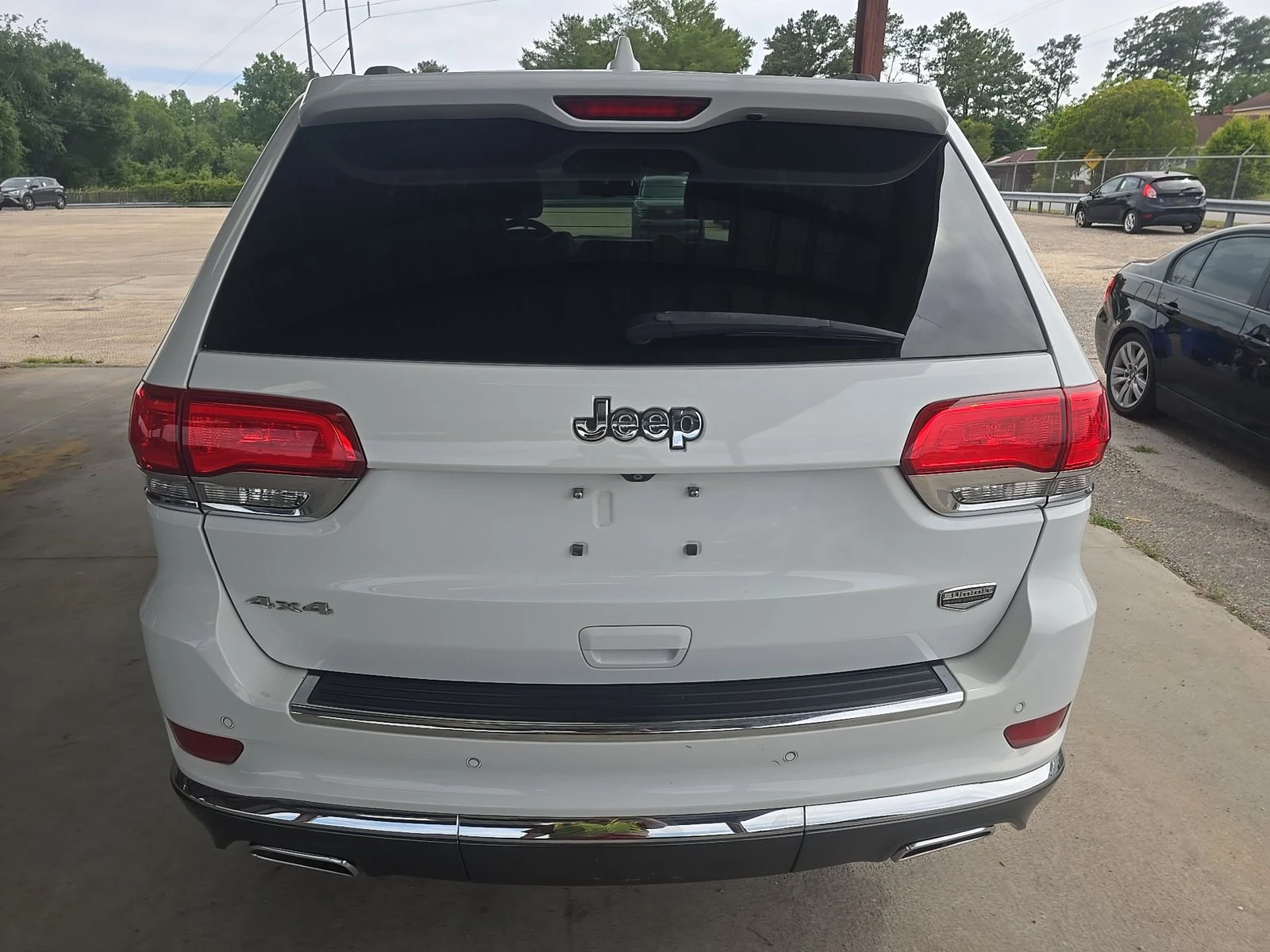 Jeep Grand cherokee SUMMIT 3.6 4х4 ОБДУХВАНЕ ПАНОРАМА ДИСТРОНИК, снимка 5 - Автомобили и джипове - 54547691