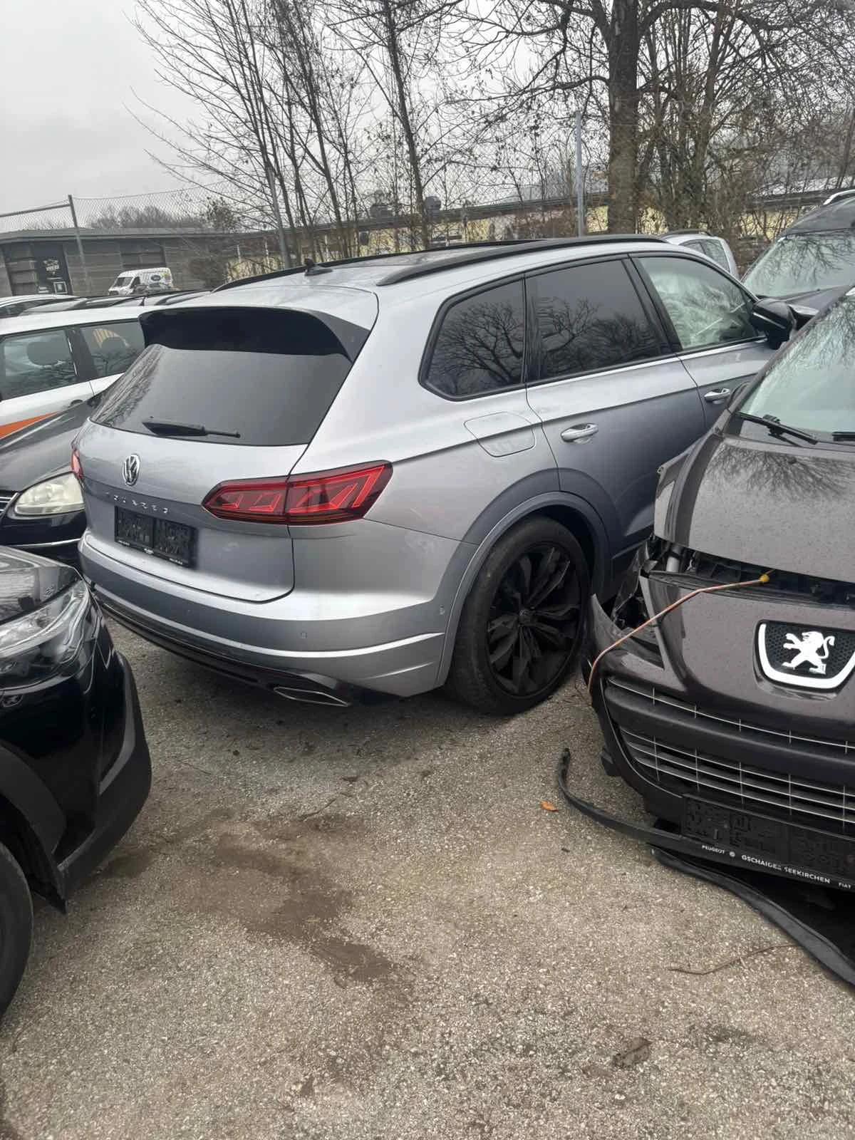 VW Touareg 3.0, снимка 2 - Автомобили и джипове - 54816936
