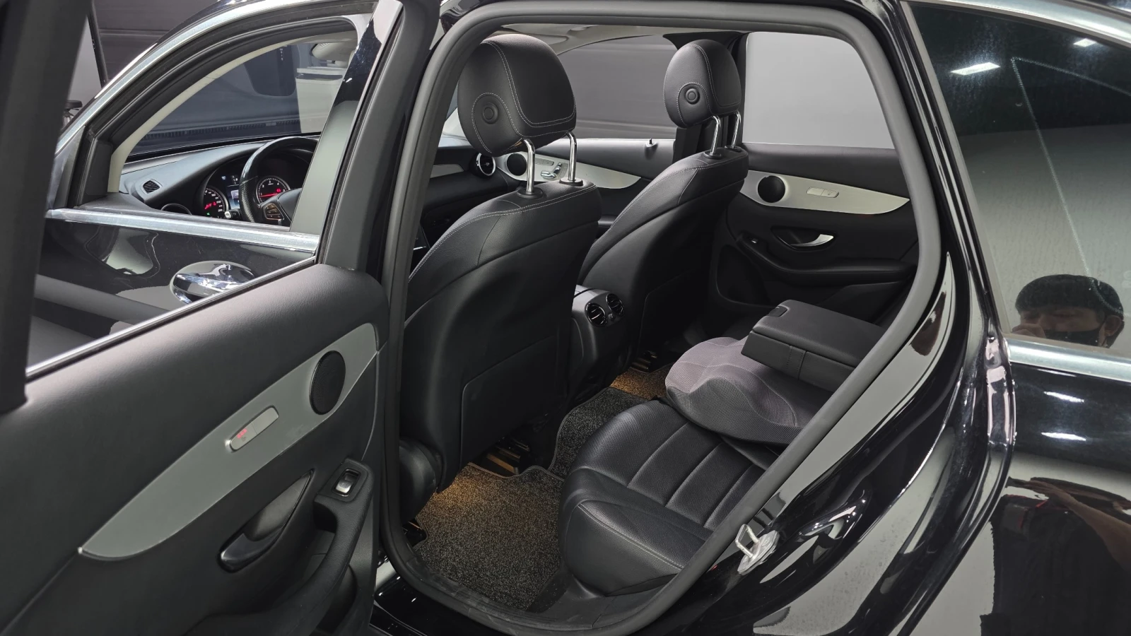 Mercedes-Benz GLC 220 ПОДГРЕВ/ПАНОРАМА/ПАМЕТ, снимка 8 - Автомобили и джипове - 55383428
