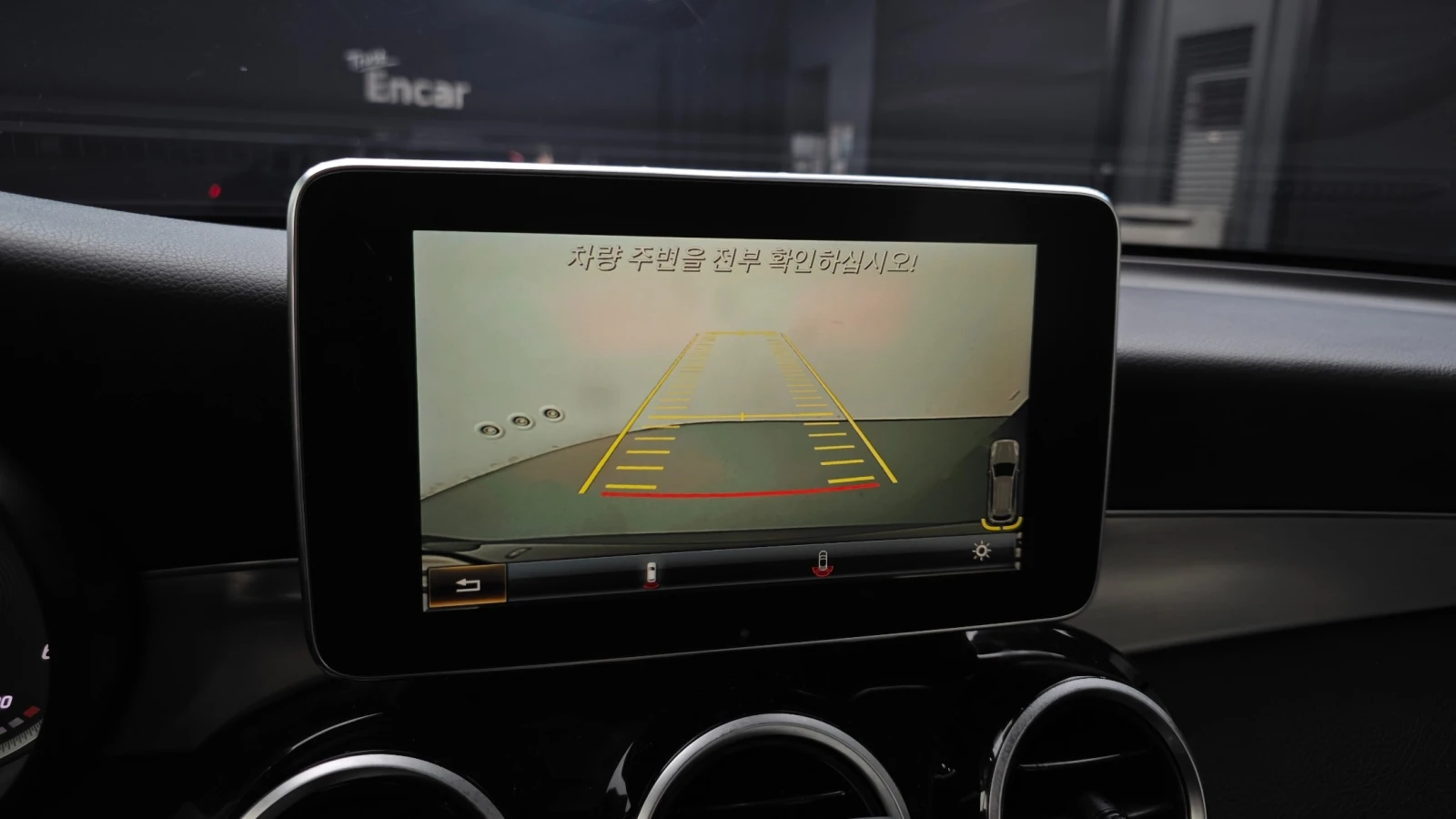 Mercedes-Benz GLC 220 ПОДГРЕВ/ПАНОРАМА/ПАМЕТ, снимка 12 - Автомобили и джипове - 55383428