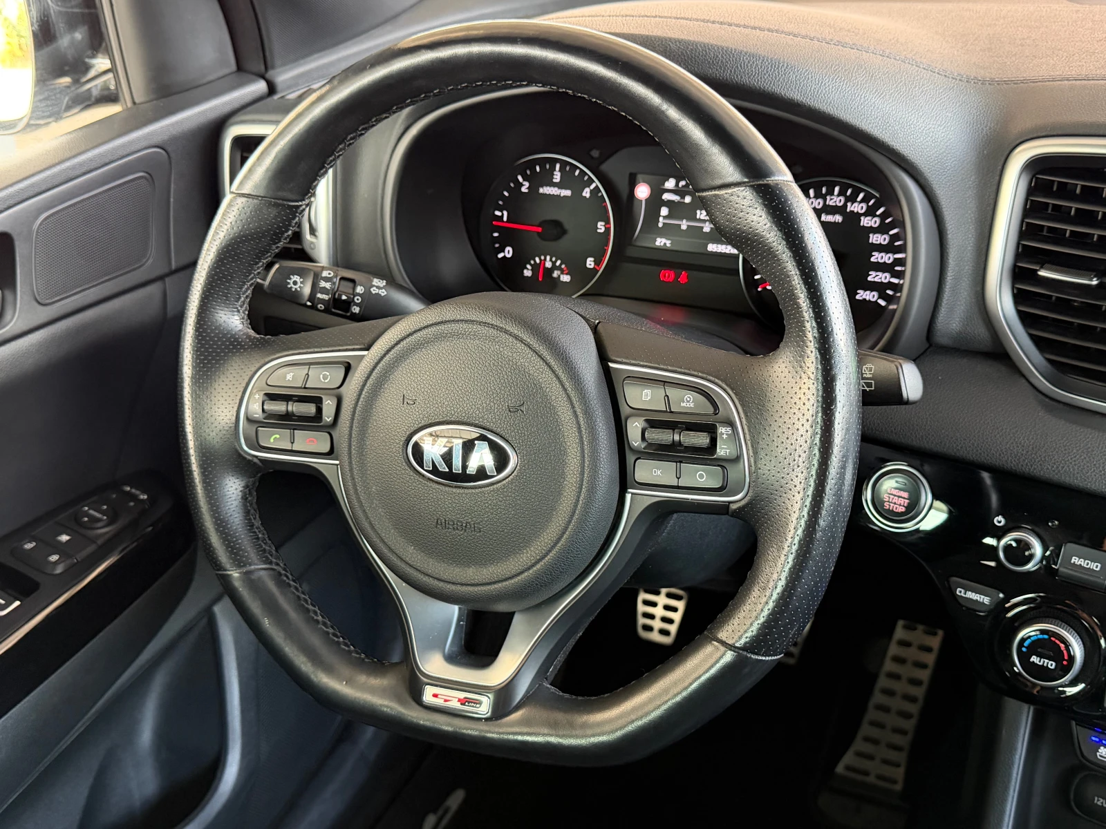 Kia Sportage 2.0CRDI, 185ps-4x4, GT-LINE-85000км-КАТО НОВ!, снимка 11 - Автомобили и джипове - 55709504
