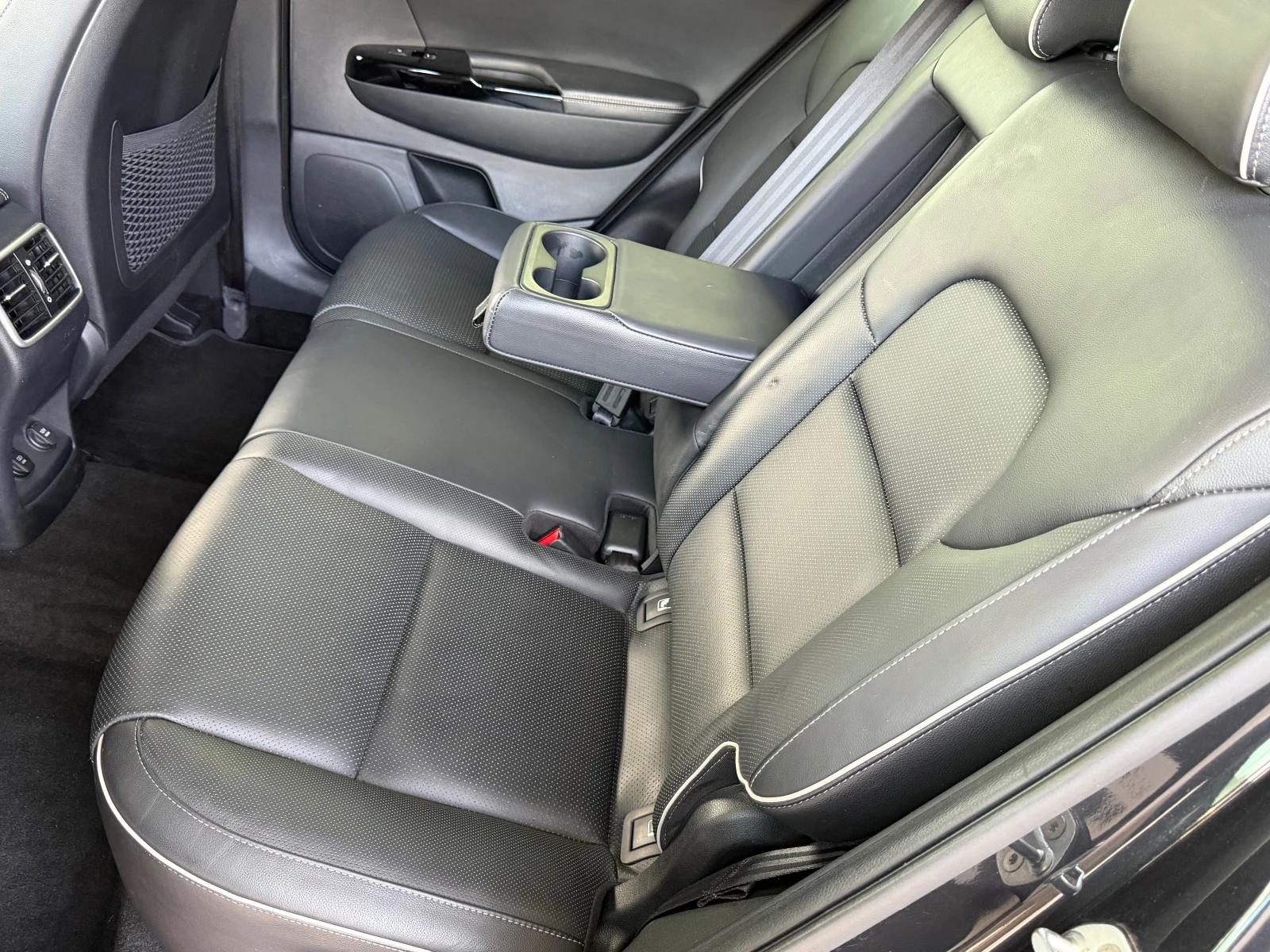 Kia Sportage 2.0CRDI, 185ps-4x4, GT-LINE-85000км-КАТО НОВ!, снимка 14 - Автомобили и джипове - 55709504
