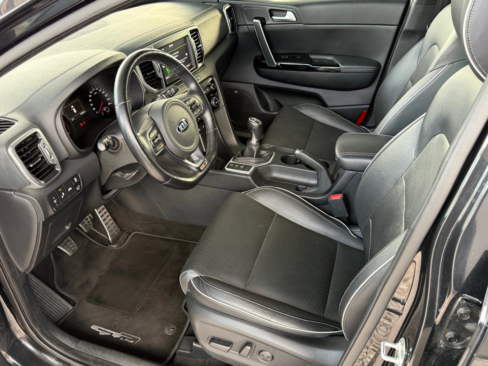 Kia Sportage 2.0CRDI, 185ps-4x4, GT-LINE-85000км-КАТО НОВ!, снимка 8 - Автомобили и джипове - 55709504