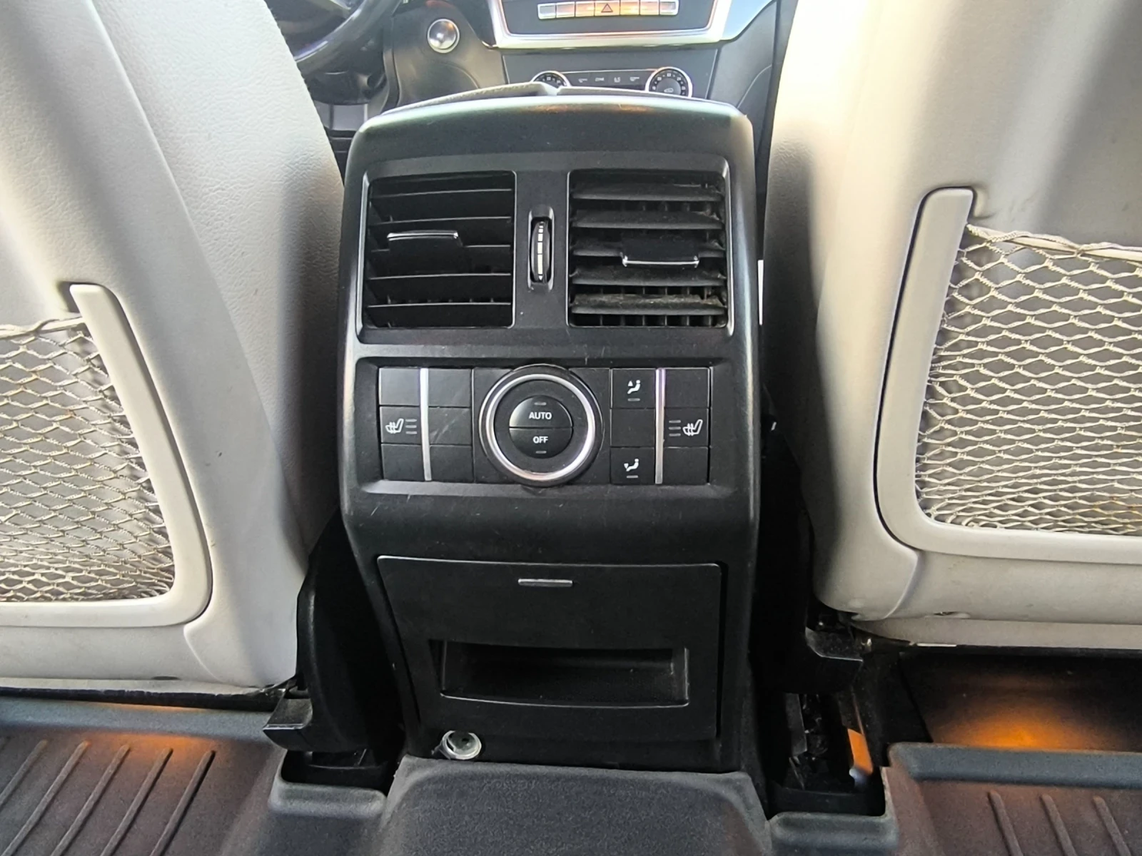 Mercedes-Benz ML 350 AMG pacet, снимка 15 - Автомобили и джипове - 56149772