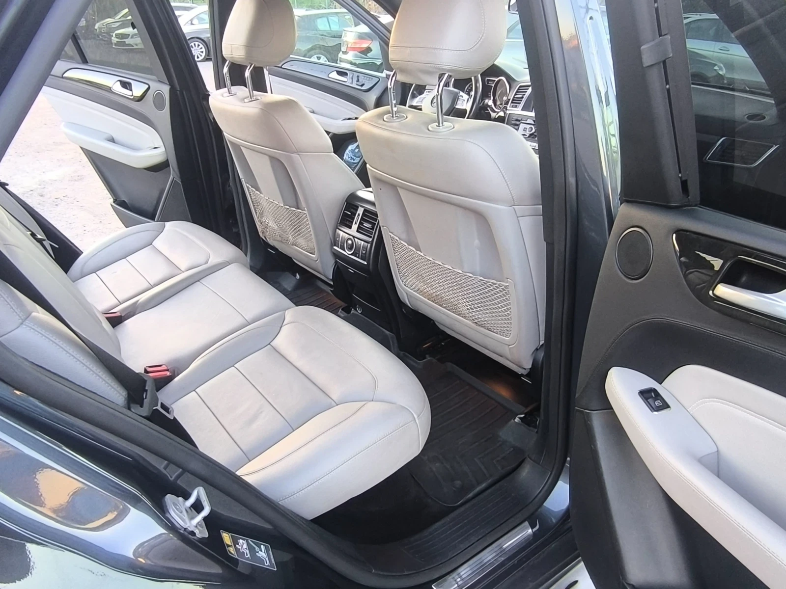 Mercedes-Benz ML 350 AMG pacet, снимка 12 - Автомобили и джипове - 56149772