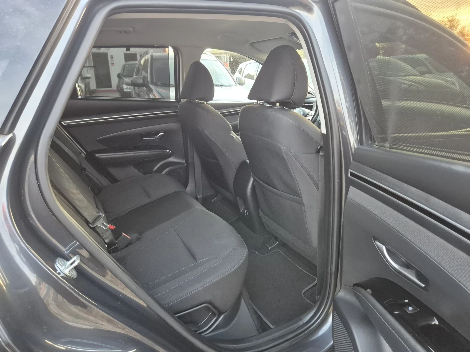 Hyundai Tucson 1, 6PLUG-HYBRID/4WD, снимка 9 - Автомобили и джипове - 56234791