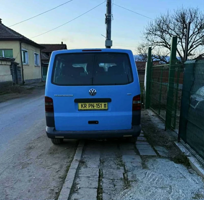 VW T5, снимка 3 - Бусове и автобуси - 52825461