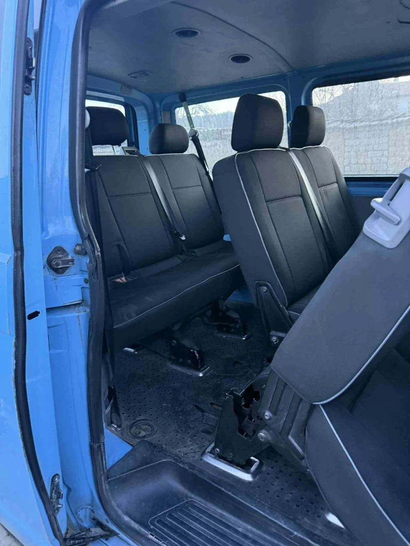 VW T5, снимка 5 - Бусове и автобуси - 52825461