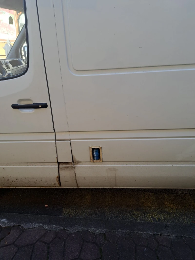 Mercedes-Benz Sprinter 311 CDI Хладилен Thermo King, снимка 4 - Бусове и автобуси - 52851475