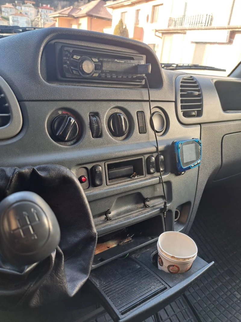 Mercedes-Benz Sprinter 311 CDI Хладилен Thermo King, снимка 6 - Бусове и автобуси - 52851475