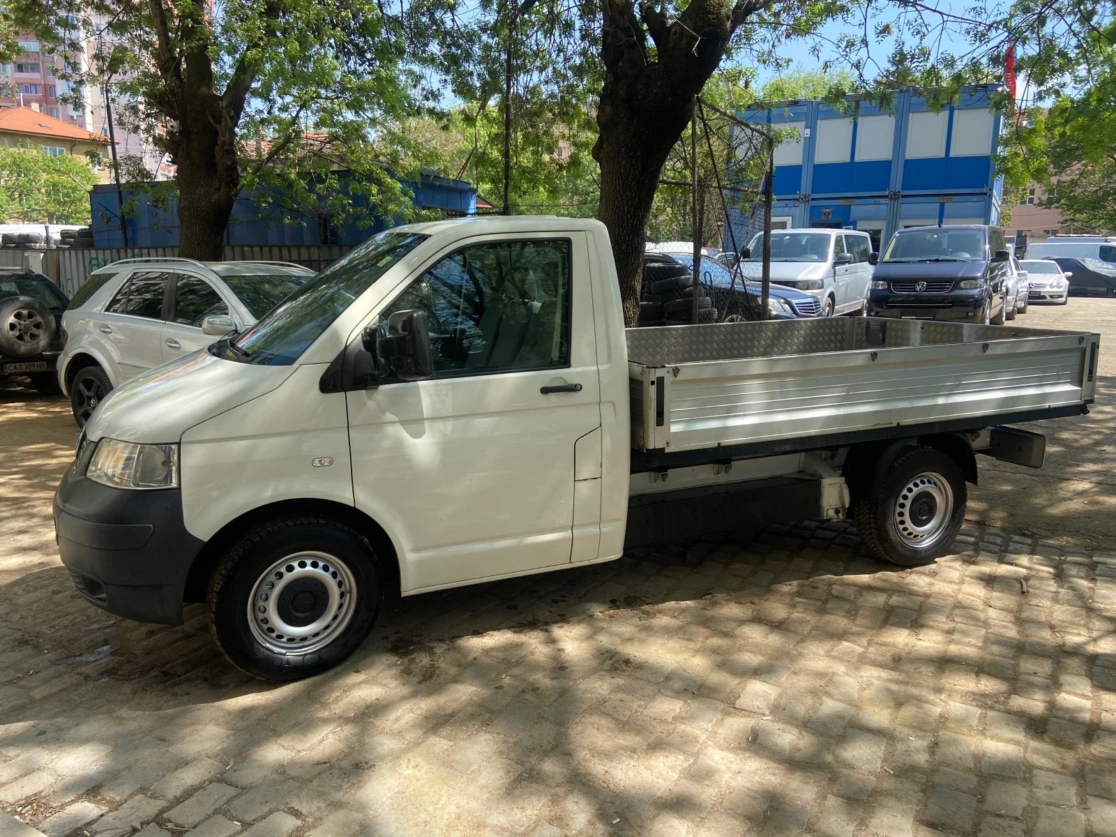 VW Transporter T5 - 2.0 - изображение 7