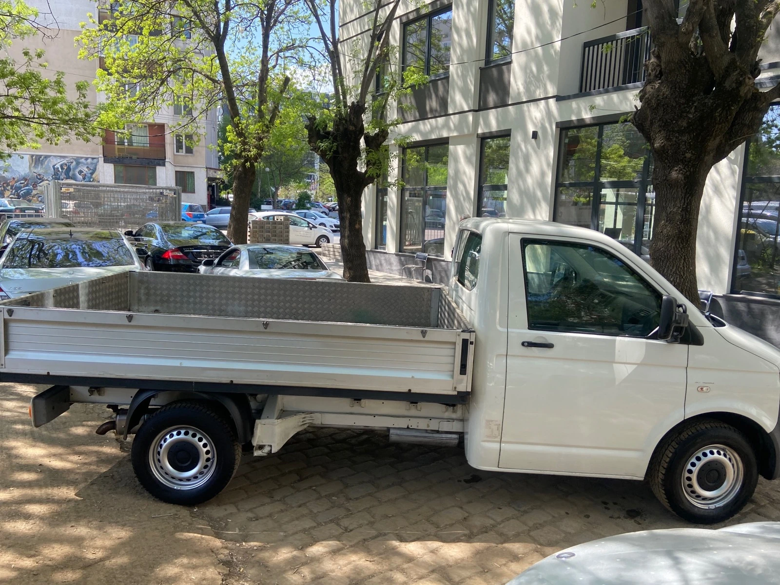 VW Transporter T5 - 2.0 - изображение 3