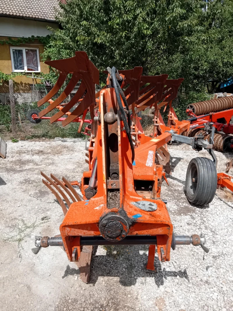 Плуг Kuhn standart S4+ 1, снимка 3 - Селскостопанска техника - 52517516