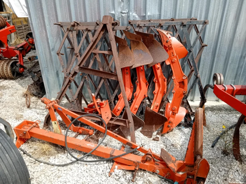 Плуг Kuhn standart S4+ 1, снимка 6 - Селскостопанска техника - 52517516