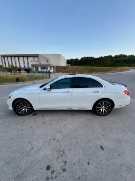 Mercedes-Benz E 300 W213 RWD, снимка 5