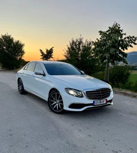 Mercedes-Benz E 300 W213 RWD, снимка 1