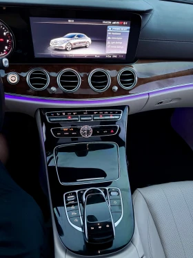 Mercedes-Benz E 300 W213 RWD, снимка 16