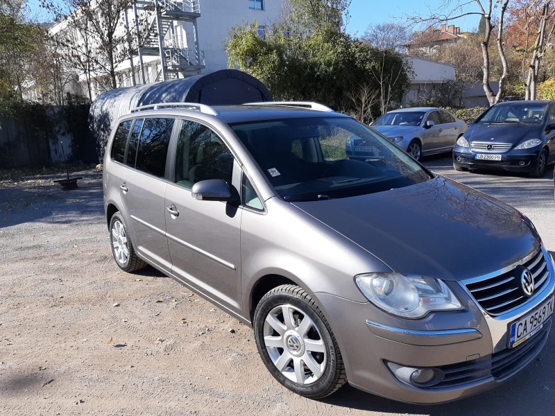 VW Touran High Line, снимка 1 - Автомобили и джипове - 47387179