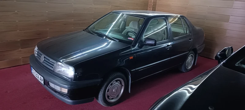 VW Vento, снимка 2 - Автомобили и джипове - 47827627