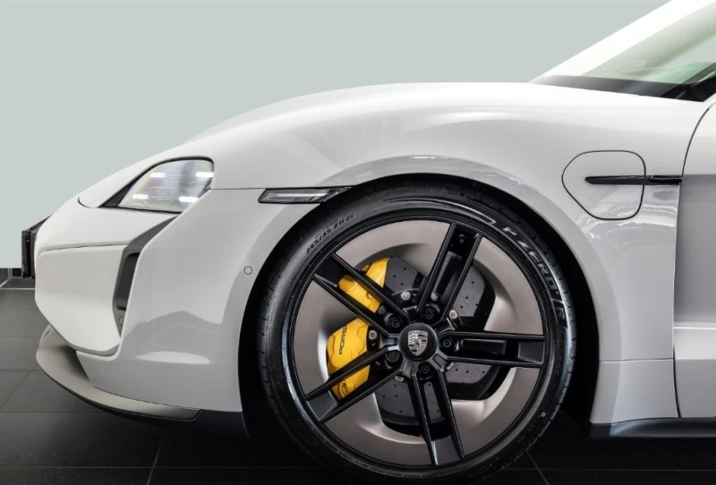 Porsche Taycan Turbo S = NEW= Гаранция, снимка 5 - Автомобили и джипове - 48012091