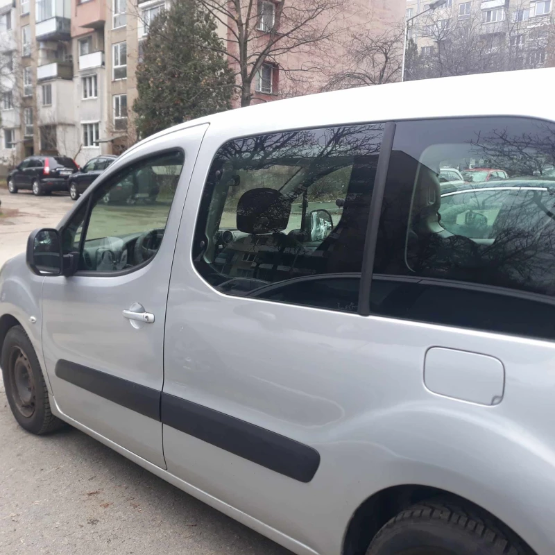 Citroen Berlingo, снимка 8 - Автомобили и джипове - 48663603