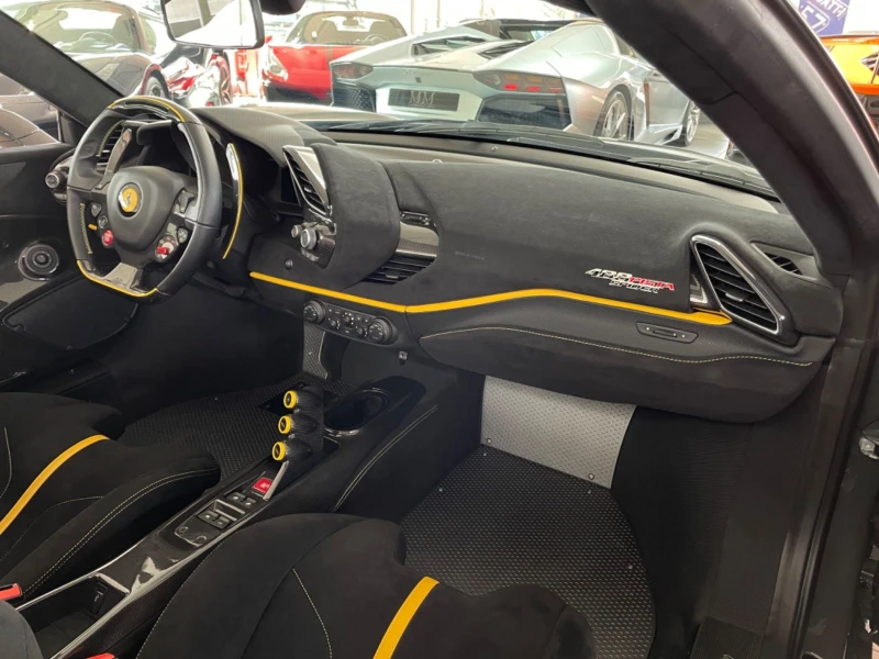 Ferrari 488 PISTA SPIDER/ CERAMIC/ CARBON/ LIFT/ CAMERA/ , снимка 14 - Автомобили и джипове - 49162604