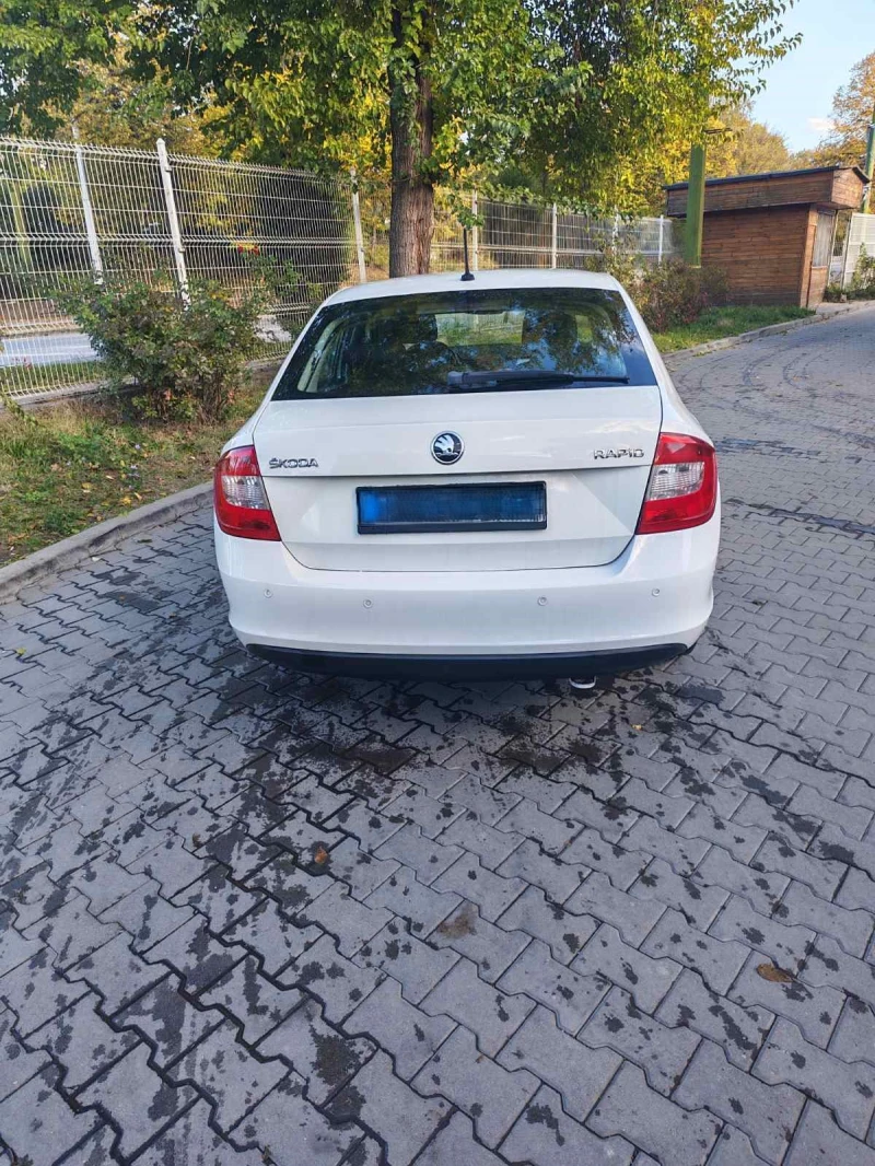 Skoda Rapid, снимка 8 - Автомобили и джипове - 52640653