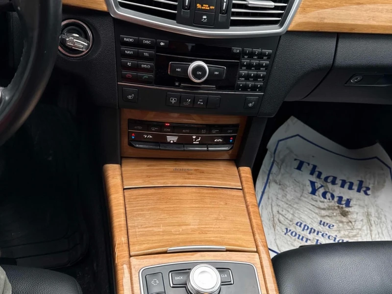 Mercedes-Benz E 350 * CARFAX * , снимка 9 - Автомобили и джипове - 52862382