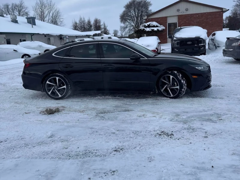 Hyundai Sonata * Sport * CARFAX * БЕЗ ПЪРВОНАЧАЛНА ВНОСКА, снимка 3 - Автомобили и джипове - 53001032