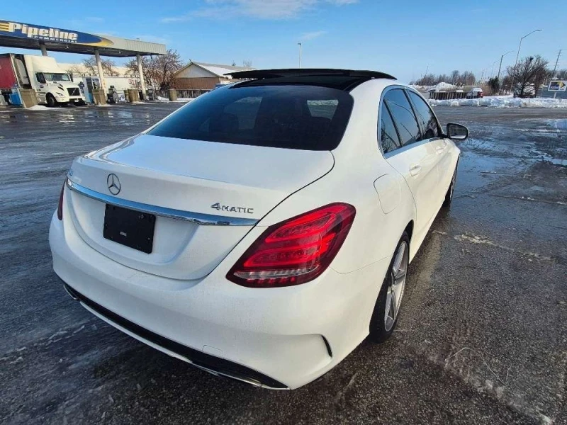 Mercedes-Benz C 300 * CARFAX * ЦЕНА ДО БГ, снимка 12 - Автомобили и джипове - 53152921