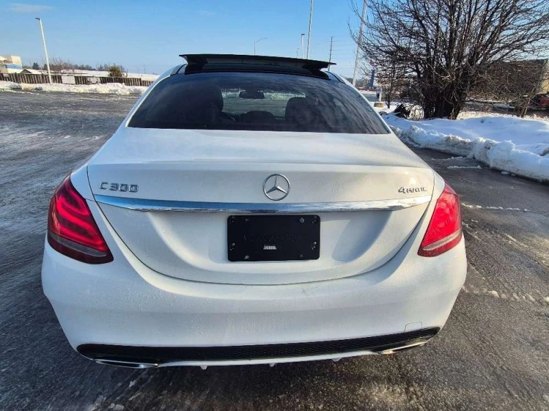 Mercedes-Benz C 300 * CARFAX * ЦЕНА ДО БГ, снимка 8 - Автомобили и джипове - 53152921