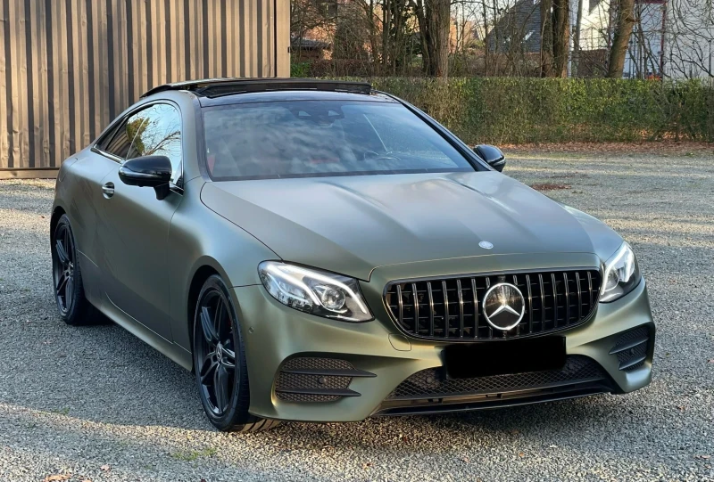 Mercedes-Benz E 200, снимка 10 - Автомобили и джипове - 53497926