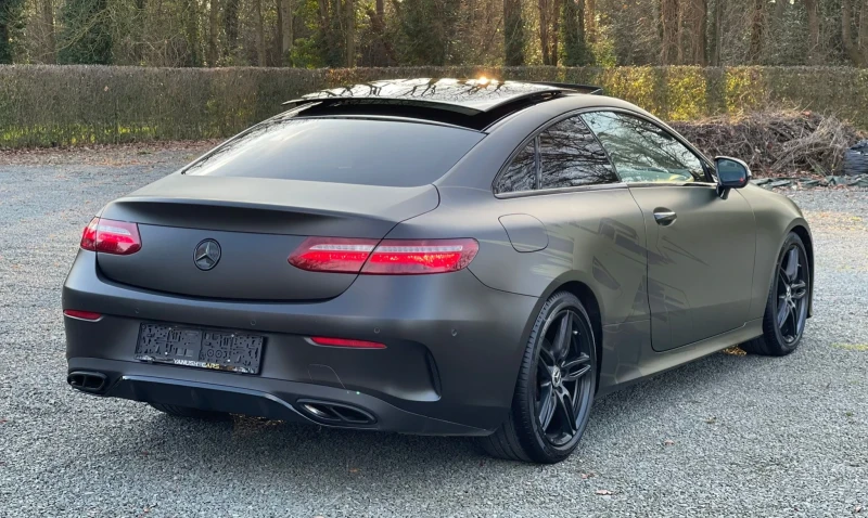 Mercedes-Benz E 200, снимка 8 - Автомобили и джипове - 53497926