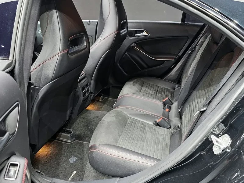 Mercedes-Benz CLA 2.5, снимка 12 - Автомобили и джипове - 54287818