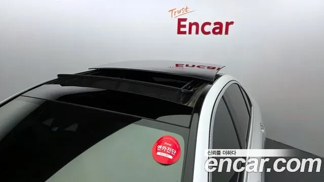 Mercedes-Benz E 350 4 Matic AMG LINE, снимка 8 - Автомобили и джипове - 54594774