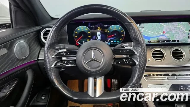 Mercedes-Benz E 350 4 Matic AMG LINE, снимка 5 - Автомобили и джипове - 54594774