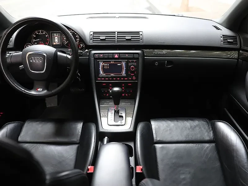 Audi S4 4.2, снимка 8 - Автомобили и джипове - 54922249