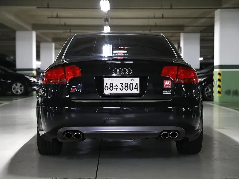 Audi S4 4.2, снимка 2 - Автомобили и джипове - 54922249