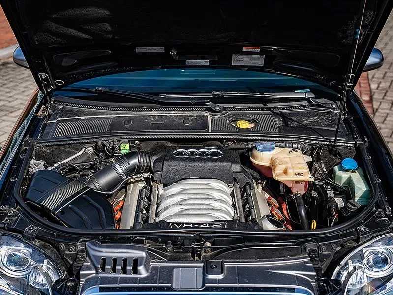 Audi S4 4.2, снимка 6 - Автомобили и джипове - 54922249