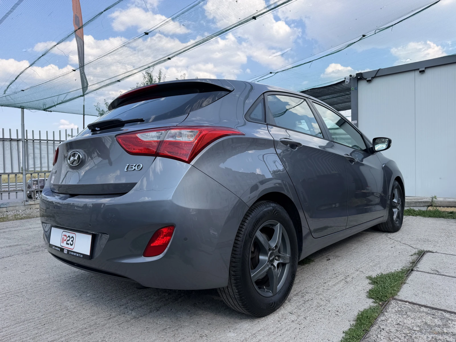 Hyundai I30 1.6* БЕНЗИН* АВТОМАТ* ХЕЧБЕК* Apple* CarPlay * * *, снимка 6 - Автомобили и джипове - 43337363