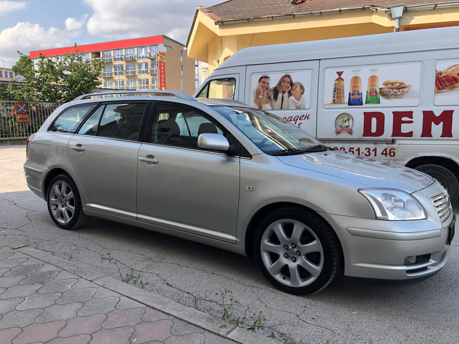 Toyota Avensis 2.0VVT-i 147k.c. - изображение 4