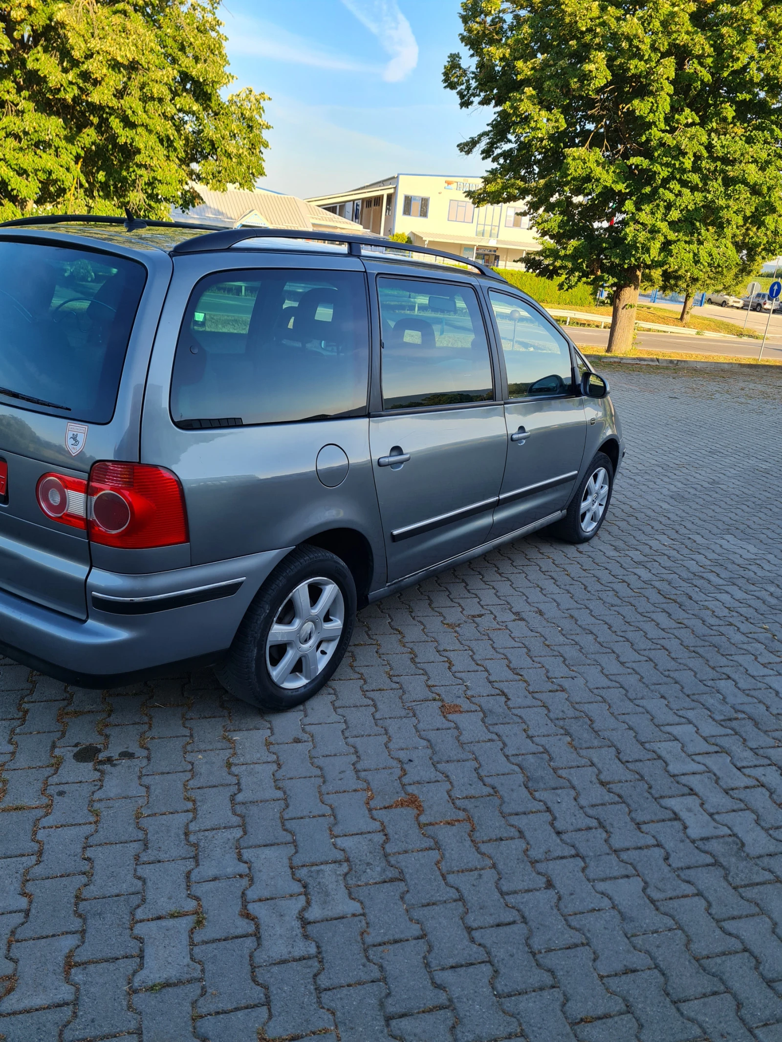 VW Sharan 1.9 TDI 116к.с. Автоматик  - изображение 3