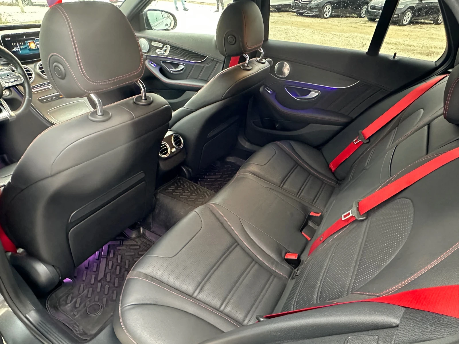 Mercedes-Benz C 43 AMG BiTurbo* 4MATIC* Performance* Burmaster* Обдухване - изображение 10