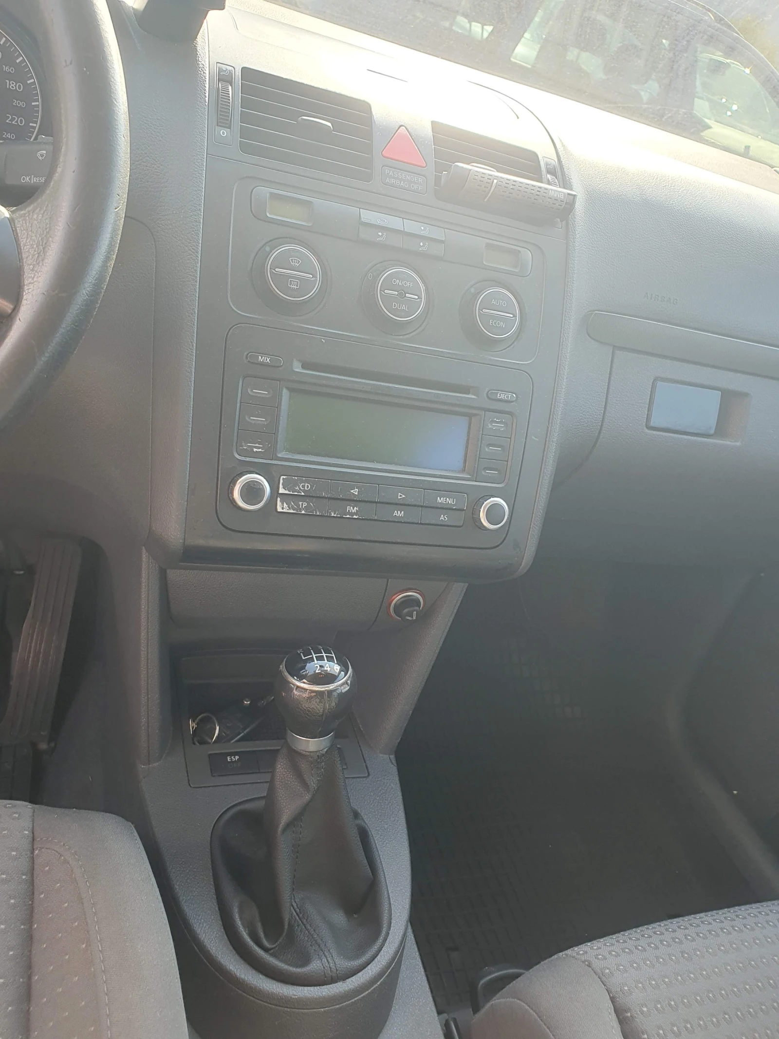 VW Touran 2.0 TDI - изображение 6