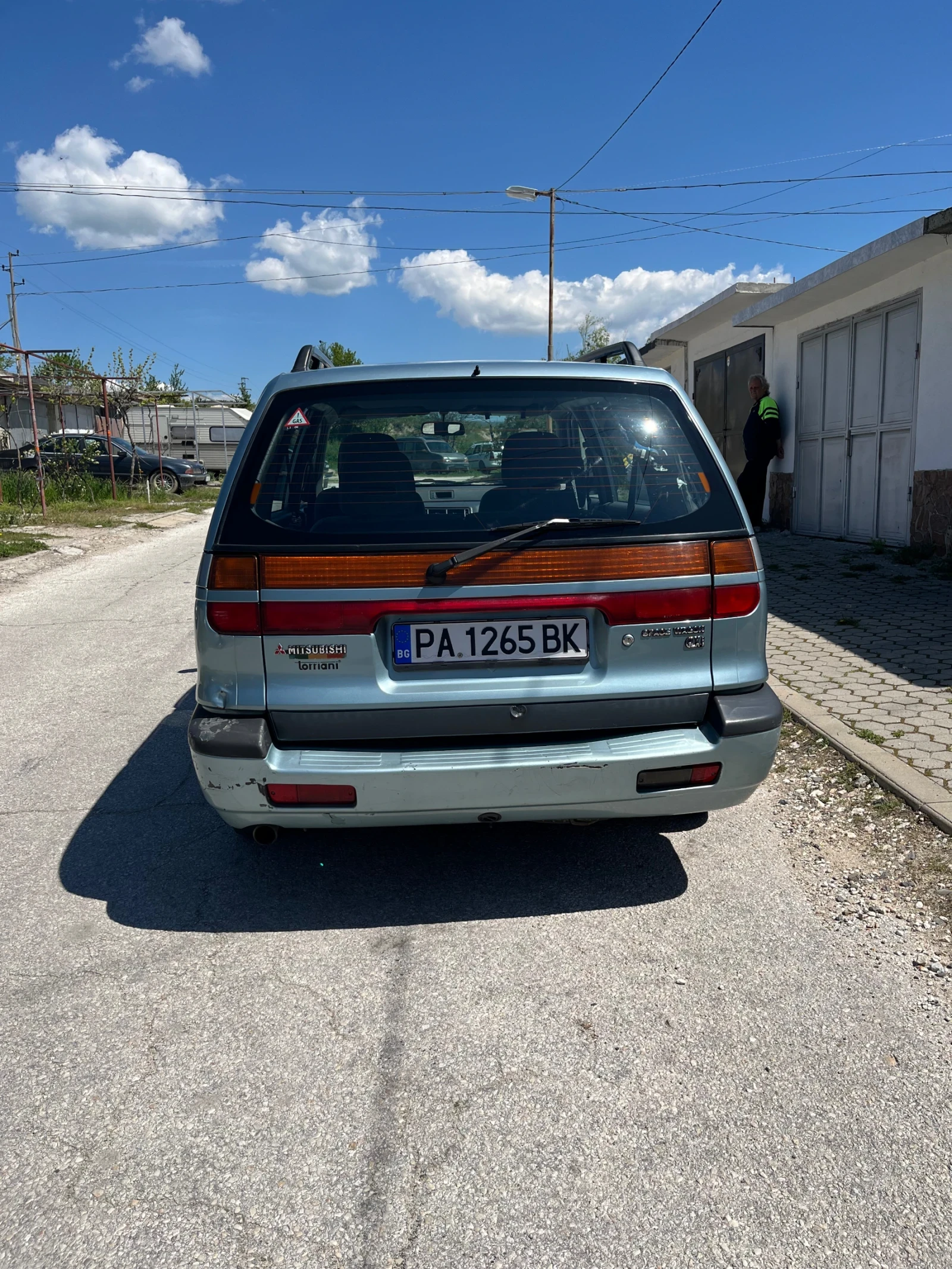Mitsubishi Space wagon 2.0 - изображение 4